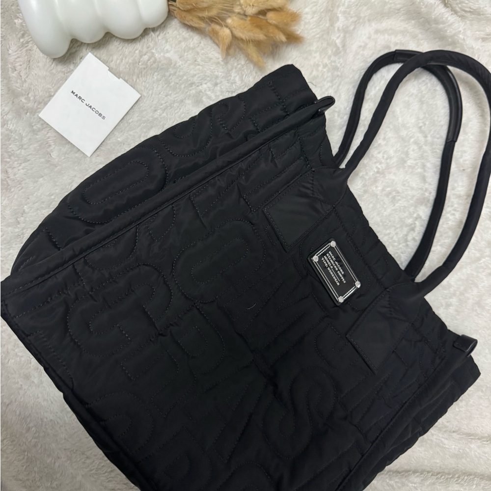 Marc Jacobs Black Quilted Bag